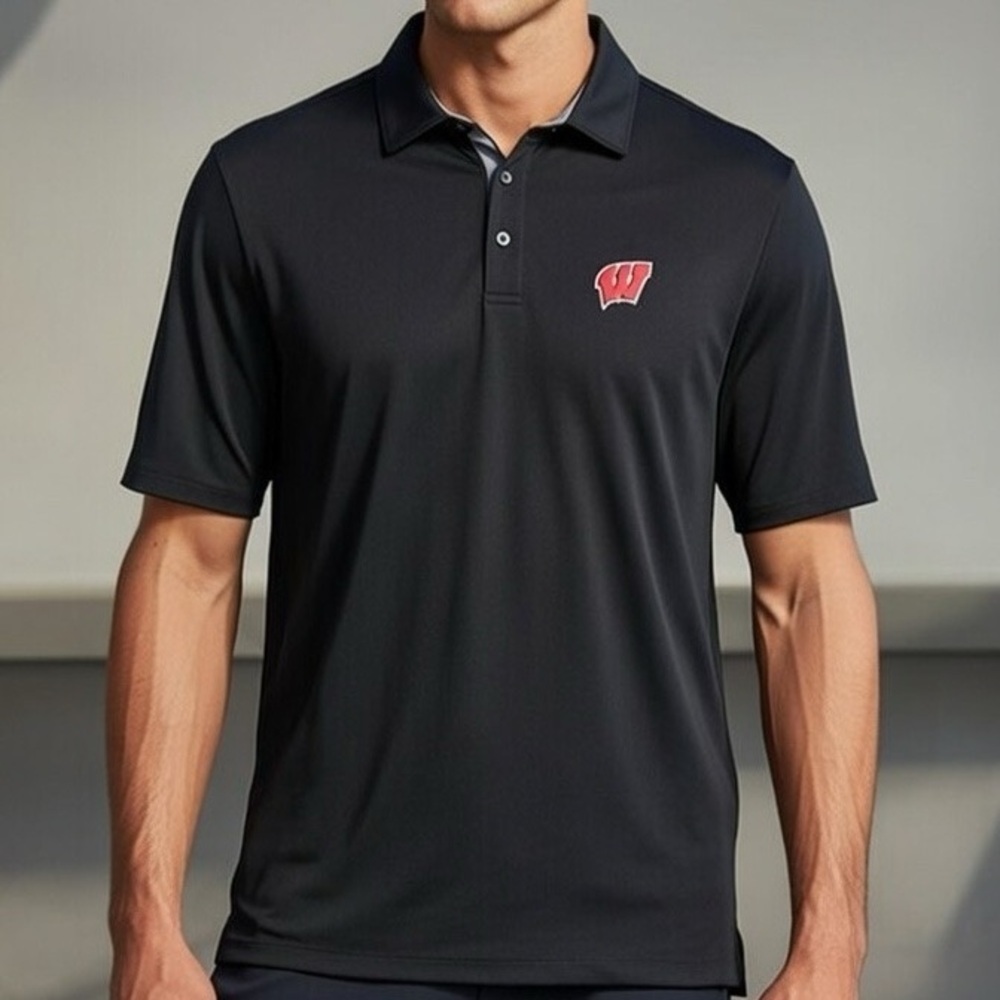 Under Armpur University of Wisconsin Badger Men’s Polo Shirt - XL